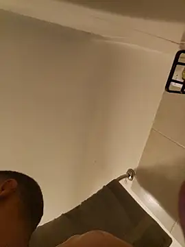 Snapshot of tropikboy chatting on February 25, 2026, 10:04 am tropikboy online show from February 25, 2026, 10:04 am