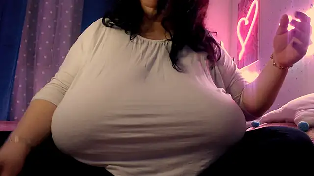 SenzualHotM online show from March 18, 2025, 8:16 pm