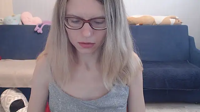 night is dark online show from March 26, 2026, 3:21 pm