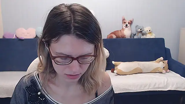 night is dark online show from October 24, 2025, 4:06 pm