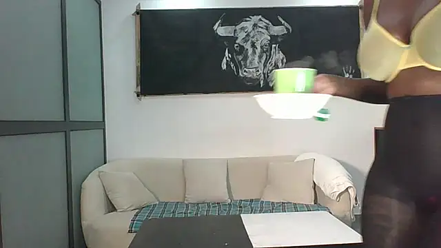 Snapshot of miss-cathy chatting on May 9, 2026, 5:33 am miss-cathy online show from May 9, 2026, 5:33 am