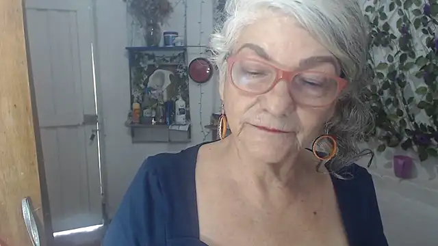 FunnyGrandma online show from June 22, 2026, 5:32 pm