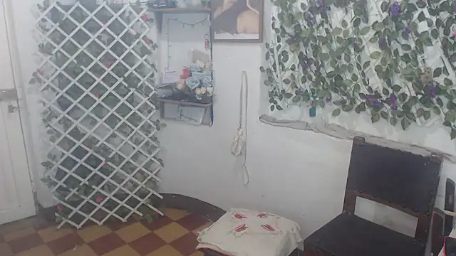 FunnyGrandma online show from November 26, 2025, 1:16 am