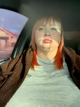 Model9798 online show from November 3, 2025, 6:29 am