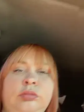 Model9798 online show from April 13, 2026, 6:39 am