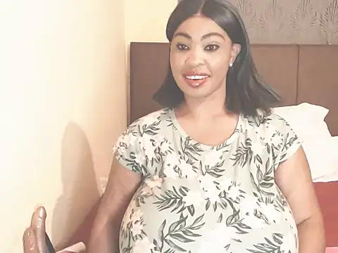 MissTits online show from December 22, 2025, 1:50 am