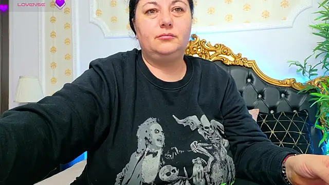 AleshaArabian online show from March 28, 2026, 4:13 am