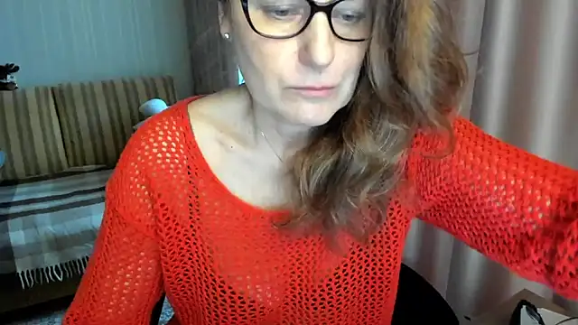 lauraoven online show from February 28, 2026, 1:44 pm