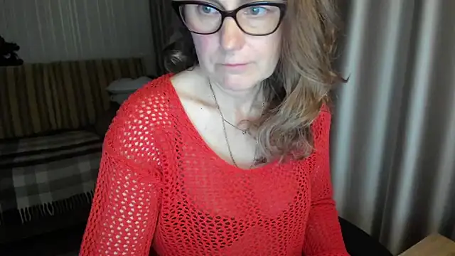 lauraoven online show from April 27, 2026, 5:55 pm