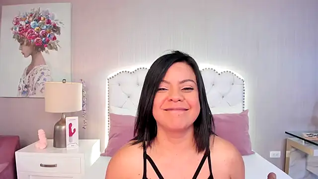 Sofiia W26 online show from September 24, 2025, 8:48 pm