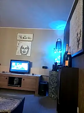 Antonio11111x online show from April 10, 2026, 5:31 pm