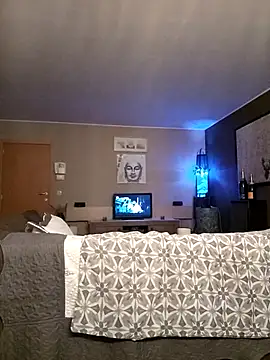 Antonio11111x online show from April 13, 2026, 5:06 pm