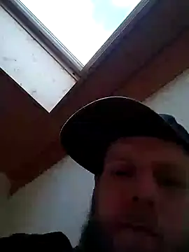 Kw8585kw online show from January 12, 2025, 12:33 pm