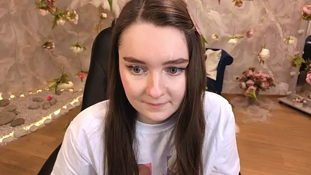 Snapshot of CloudGrace chatting on March 3, 2026, 3:13 am CloudGrace online show from March 3, 2026, 3:13 am