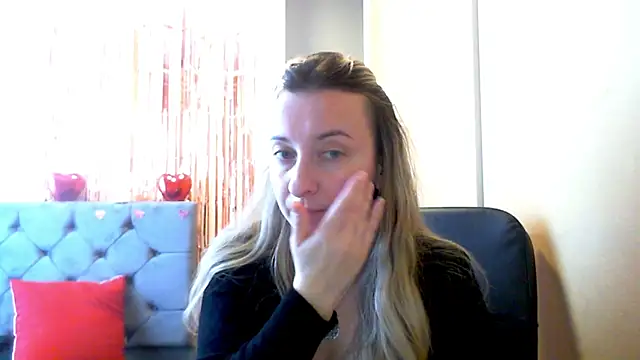 SusanCurt online show from February 23, 2026, 11:44 am