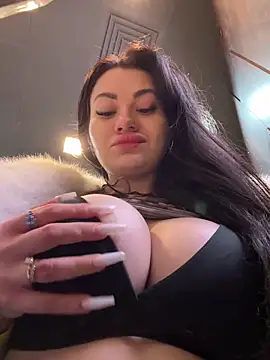 Wet  Bunny online show from March 11, 2025, 6:41 am