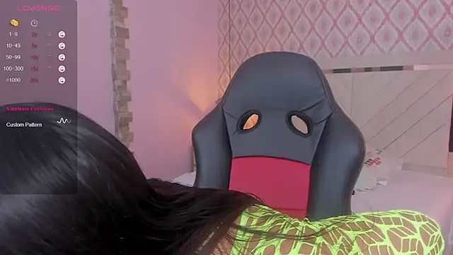 clarisKlein online show from March 8, 2025, 4:01 am