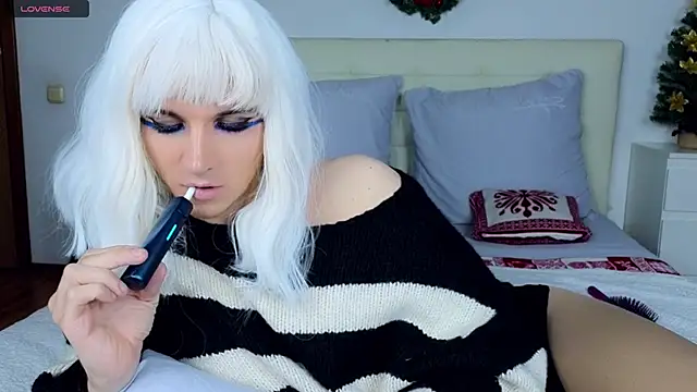 Snapshot of HelenSpellman chatting on January 9, 2025, 8:34 am HelenSpellman online show from January 9, 2025, 8:34 am