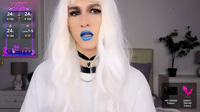 Snapshot of HelenSpellman chatting on December 3, 2024, 7:27 am HelenSpellman online show from December 3, 2024, 7:27 am