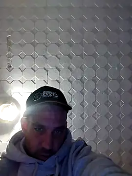 Codymc89 online show from October 12, 2025, 5:58 pm