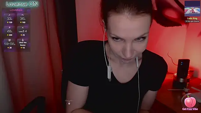 JohansonKatie online show from February 28, 2025, 2:20 am