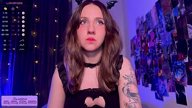 HotaruTomo online show from November 19, 2025, 2:55 am