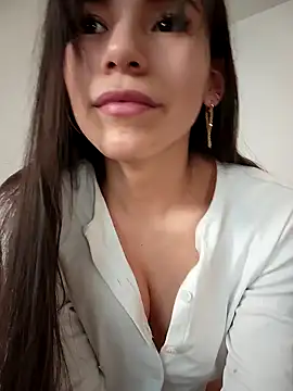 LalieFR online show from February 10, 2026, 11:31 am