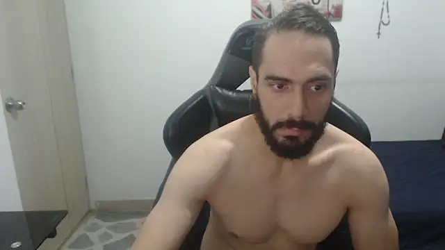 samuelgarcia  online show from December 14, 2025, 8:53 am