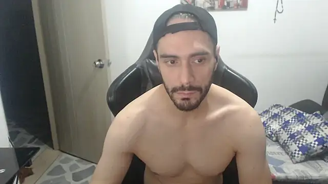 samuelgarcia  online show from October 24, 2025, 8:35 am