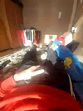 MlodyDres online show from February 15, 2025, 1:49 pm