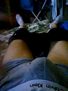 MlodyDres online show from February 6, 2025, 4:03 pm