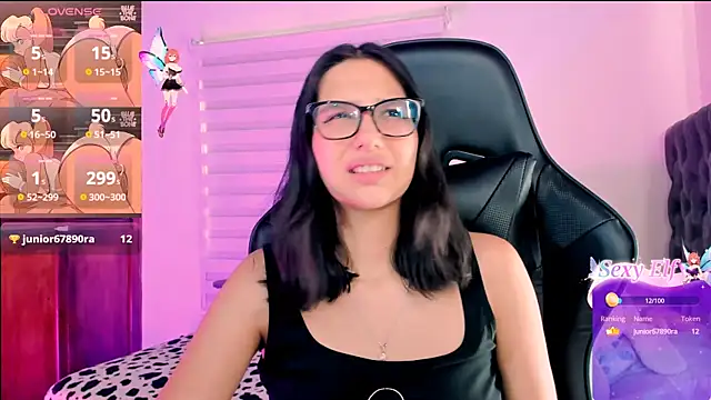 Luniverse online show from December 18, 2024, 8:57 pm