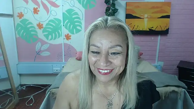 ZAMANTHA online show from April 17, 2026, 3:37 pm