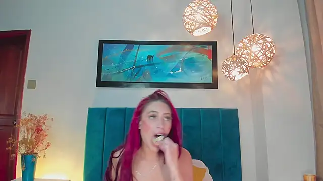 JupiteFox online show from November 6, 2025, 12:47 am