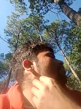 SunnyleoneBG online show from November 10, 2025, 3:44 am