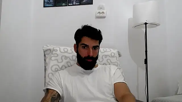 Verycutex online show from November 20, 2025, 8:15 am