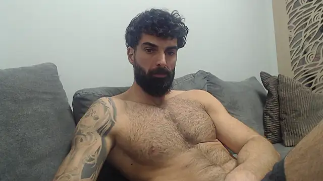 Verycutex online show from February 15, 2026, 9:25 pm