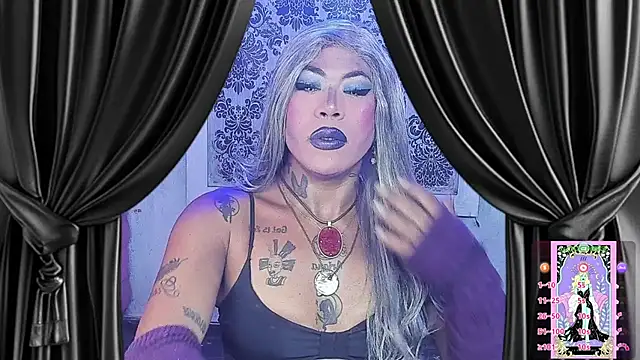 tsviolett online show from November 20, 2025, 6:52 pm