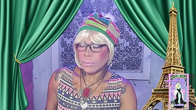 tsviolett online show from November 19, 2025, 6:52 pm