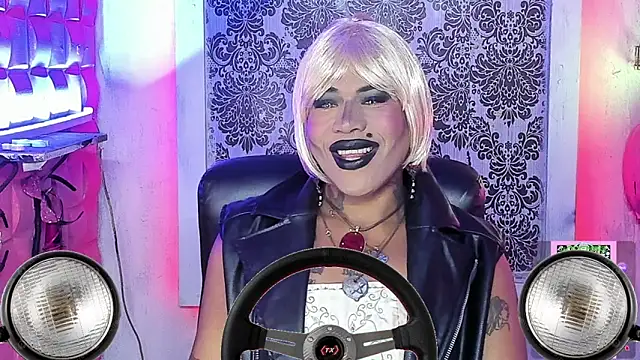 tsviolett online show from October 27, 2025, 6:42 pm