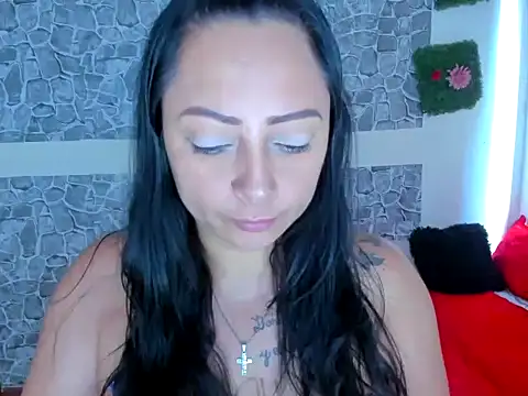 Snapshot of julybravo chatting on September 9, 2025, 3:10 pm julybravo online show from September 9, 2025, 3:10 pm