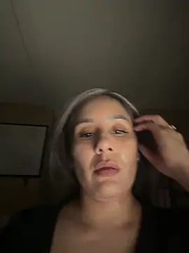 Aw ThROAt9 online show from March 23, 2026, 4:34 am