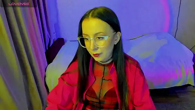 CurlySteph online show from June 2, 2026, 7:14 pm
