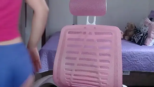 bustycarly online show from October 14, 2025, 12:28 pm