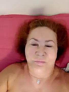 Hottie-Mom online show from September 20, 2025, 6:51 am