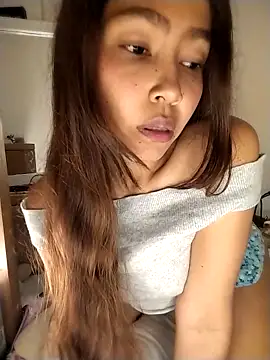 Snapshot of Colombiana219 chatting on October 19, 2025, 1:30 am Colombiana219 online show from October 19, 2025, 1:30 am