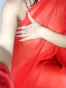 babyqueen001 online show from March 6, 2025, 1:24 pm