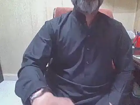 hairymaster95 online show from March 24, 2026, 4:45 am