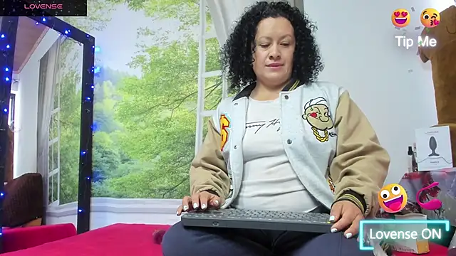 nikool32 online show from November 12, 2025, 12:20 pm