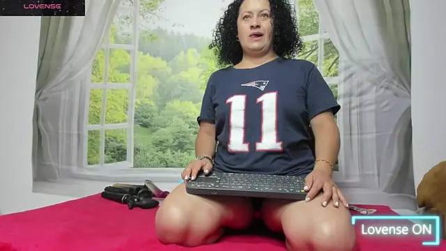 nikool32 online show from January 16, 2026, 9:24 am